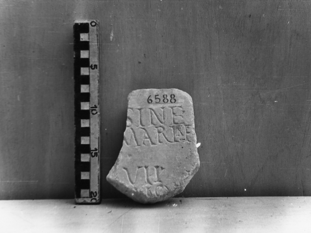 lastra iscritta (sec. III d.C)