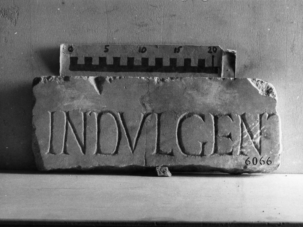 lastra iscritta (sec. IV d.C)