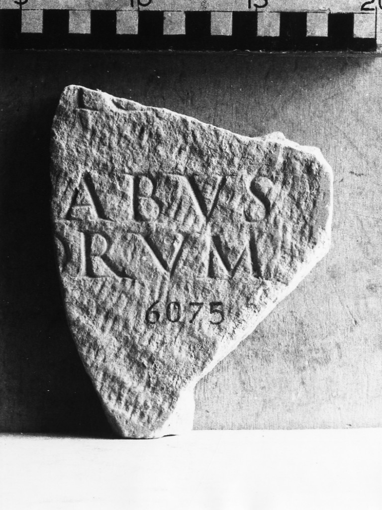 lastra iscritta (età romana imperiale)