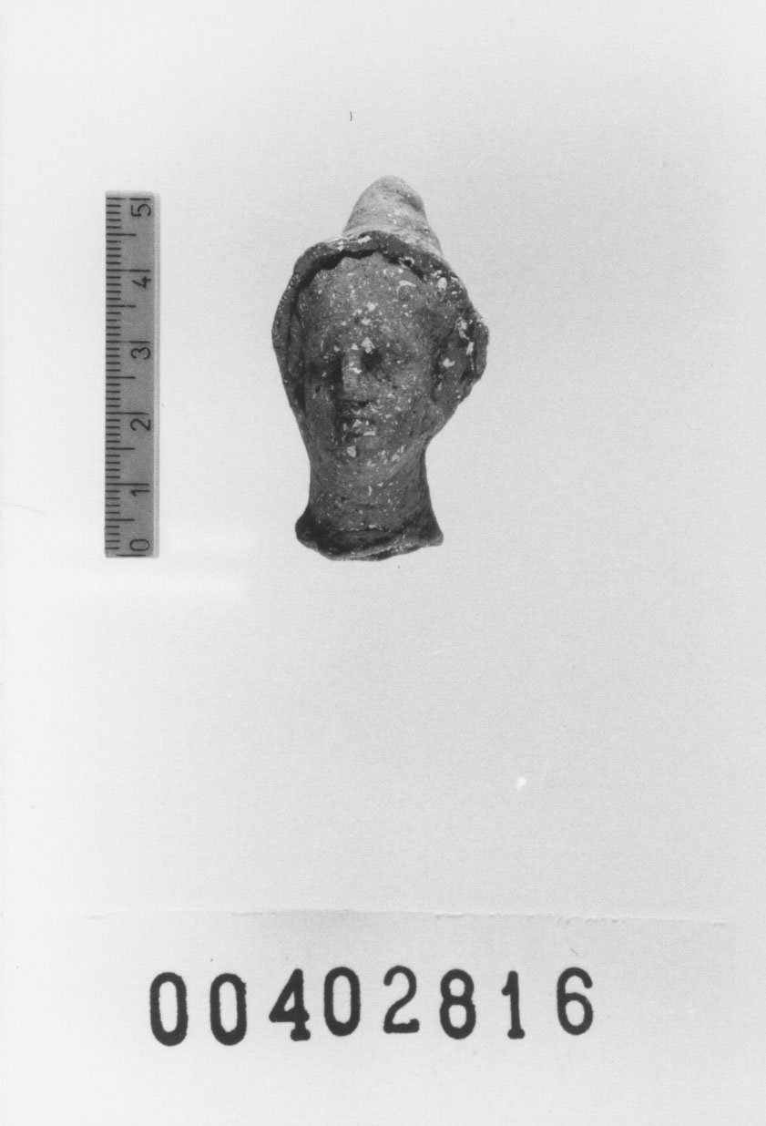 Figura femminile (Testa di statuetta) (III a.C, II a.C)