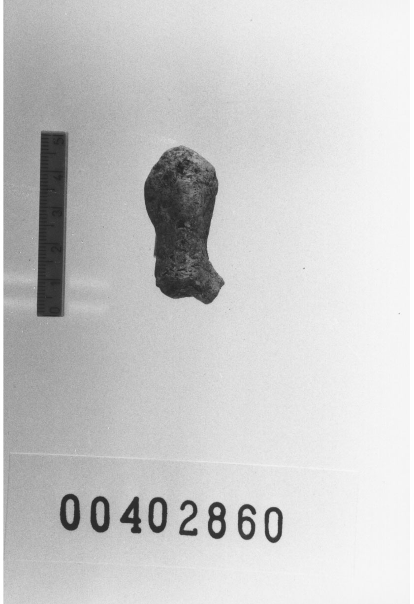 Figura femminile (Testa di statuetta, Comella, gruppo C I a 10) (III a.C, II a.C, I a.C)