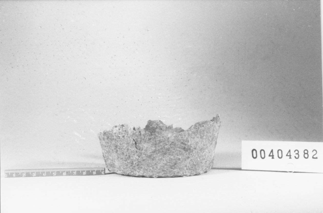 Situla/ fondo (V a.C, IV a.C)