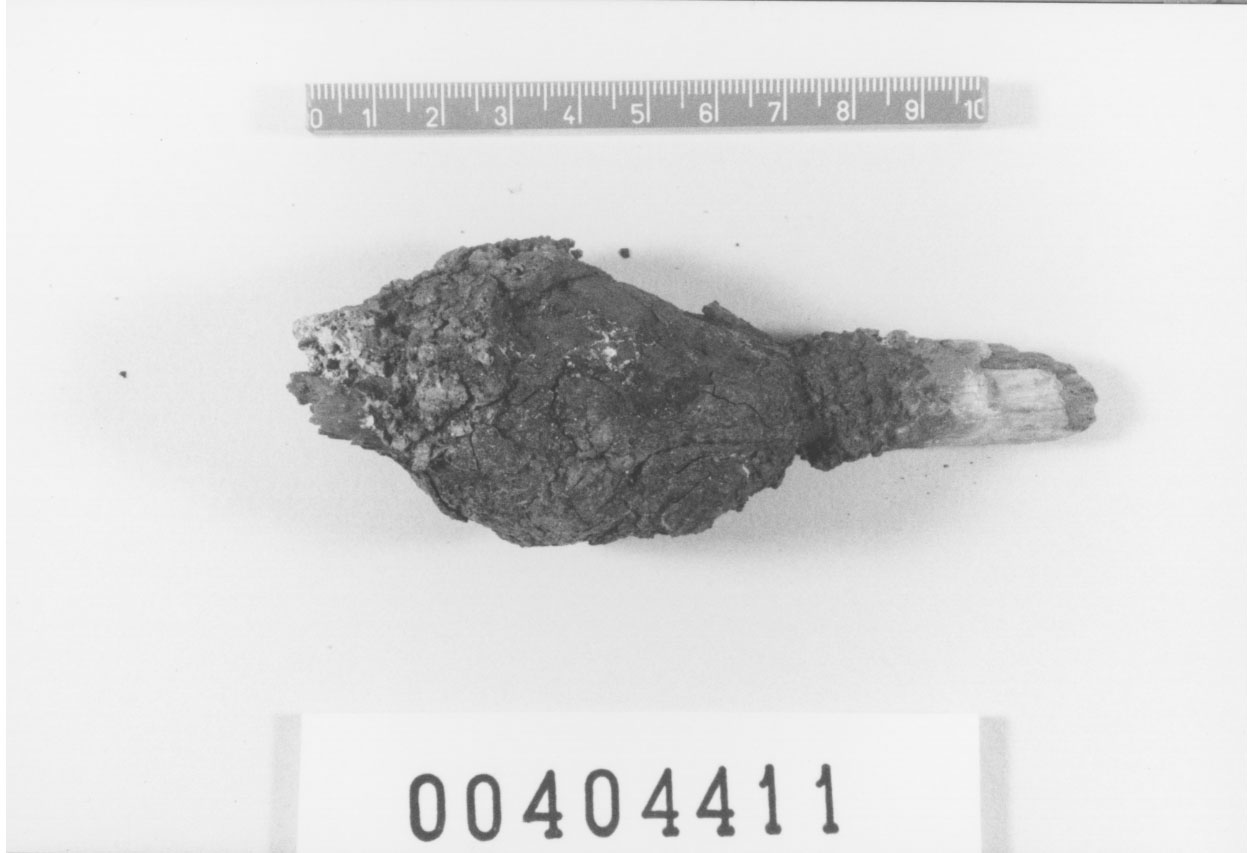 Pomo di elsa di spada (VI a.C)