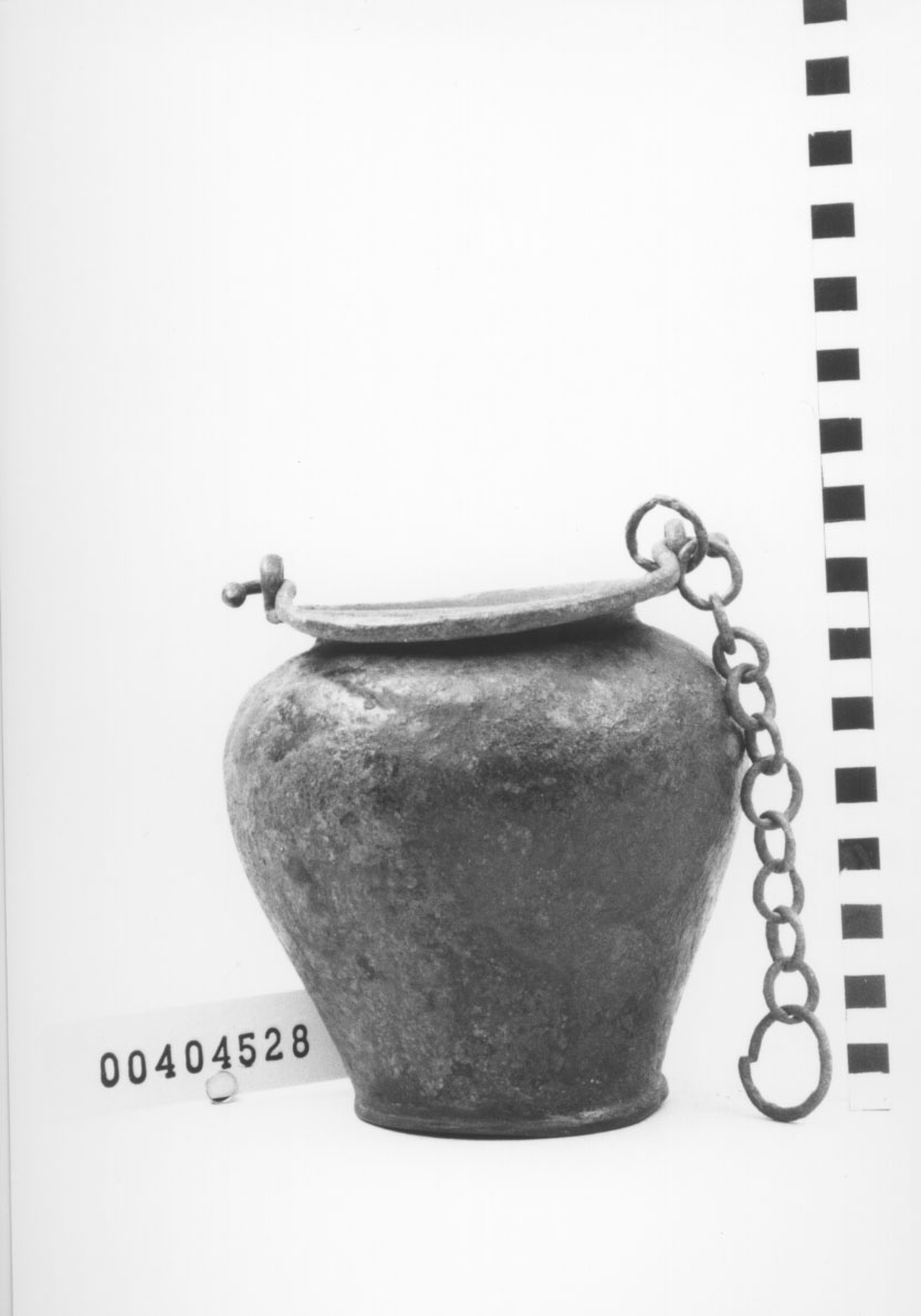 Situla, Giuliani Pomes, tipo C (V a.C, IV a.C)