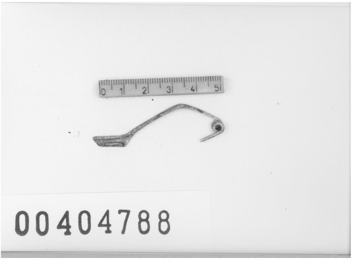 Fibula, Guzzo, tipo D-II (VI a.C, V a.C)