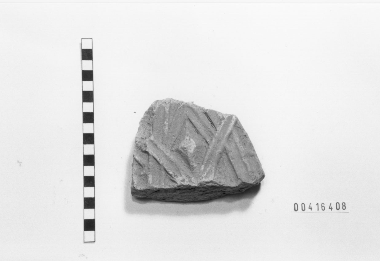 Lastra di rivestimento/ frammento (III a.C, II a.C)