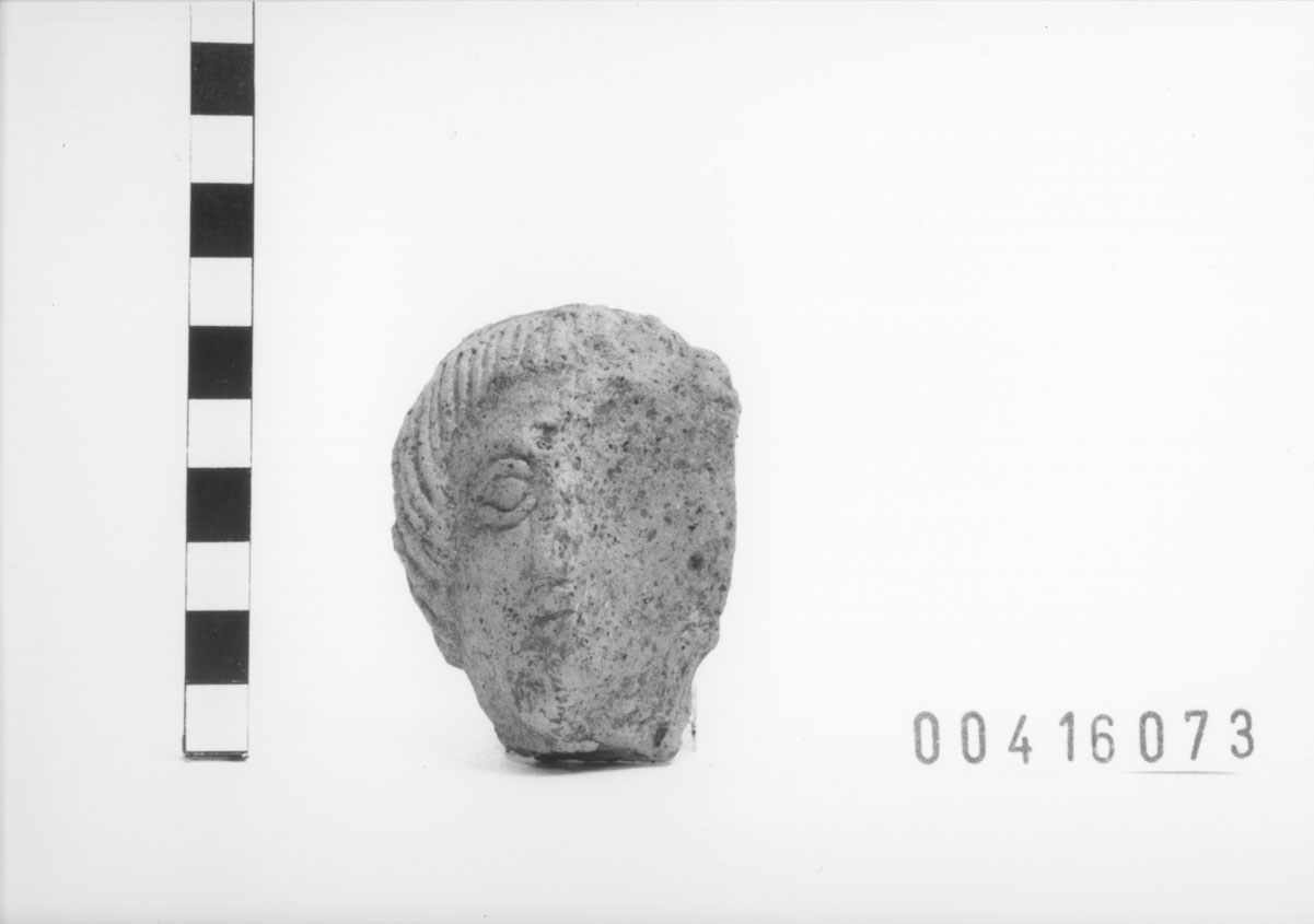 testa/ votiva, maschile (III-II a.C)