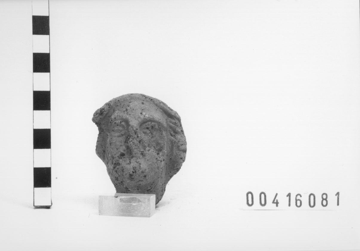 testa/ votiva, femminile (III-II a.C)