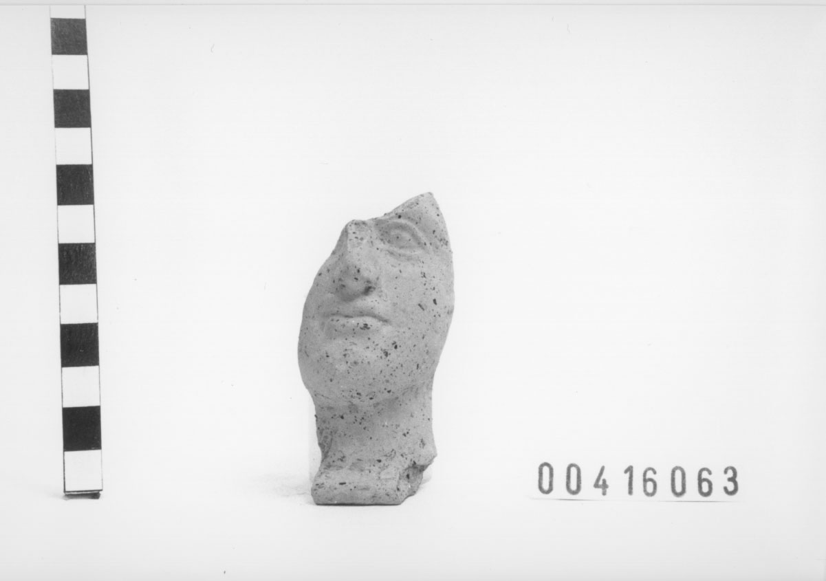 testa/ votiva, femminile (III-II a.C)