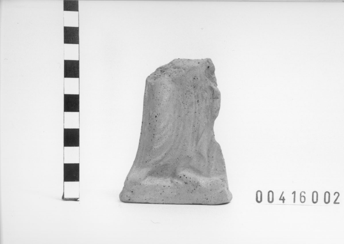 Figura maschile (Statuetta votiva/ frammento) (III a.C, II a.C)