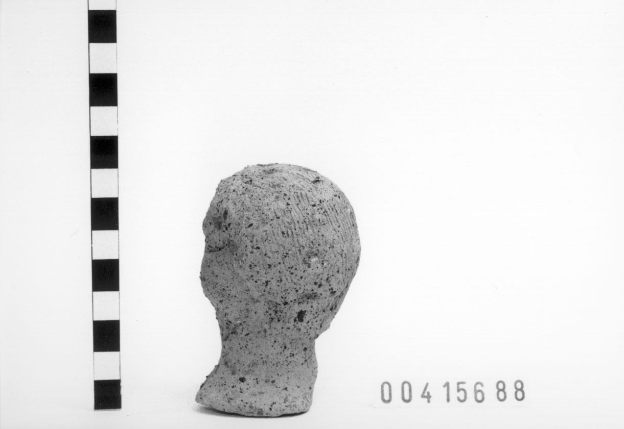 Figura femminile (?) (Mezza testa votiva) (III a.C)
