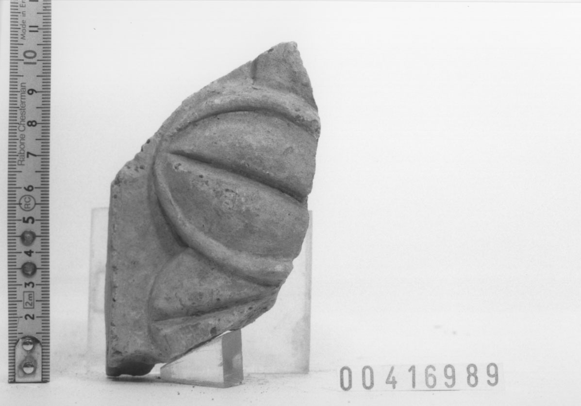 Lastra di rivestimento/ frammento (III a.C, II a.C)