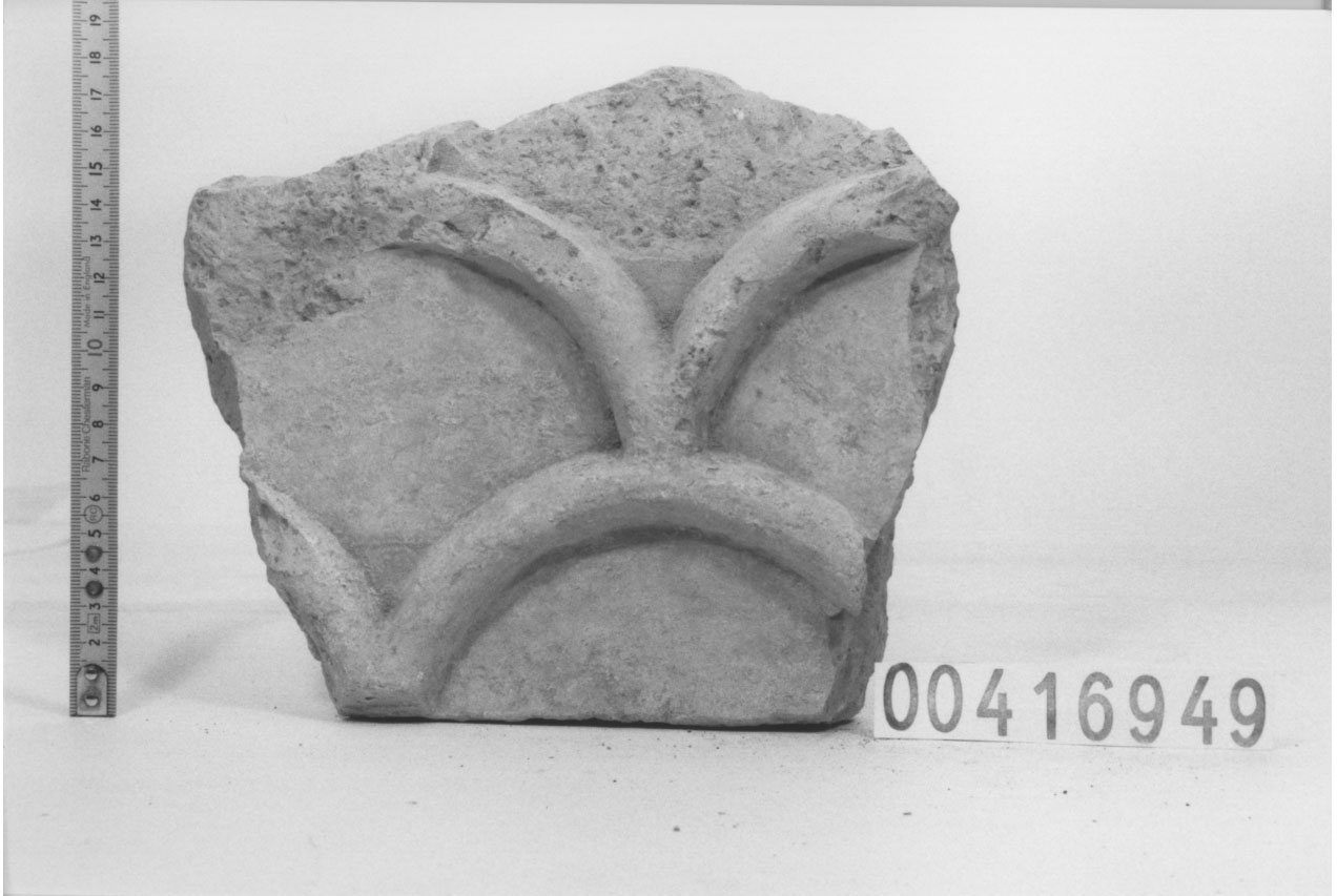 Lastra di rivestimento/ frammento (III a.C, II a.C)