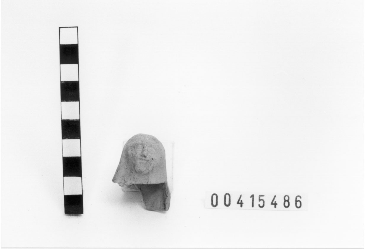 Figura femminile (Statuetta votiva/ frammento) (II a.C)