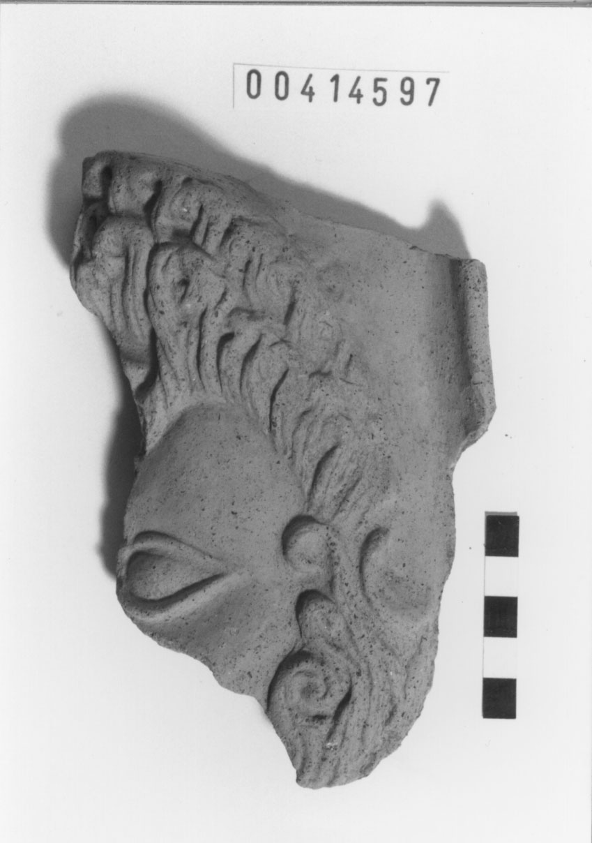 Figura maschile velata (Testa votiva/ frammento) (Fine IV a.C)