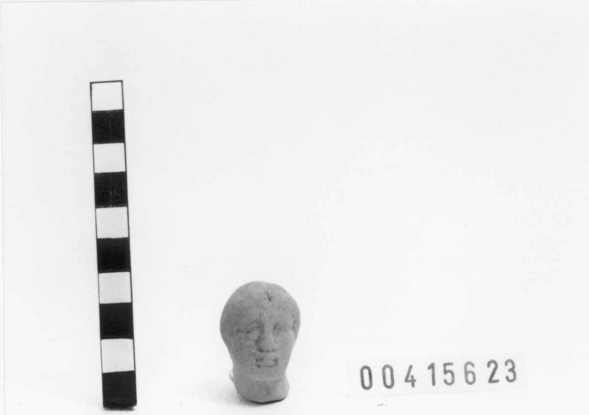 Figura femminile (Statuetta votiva/ frammento) (III a.C, II a.C)