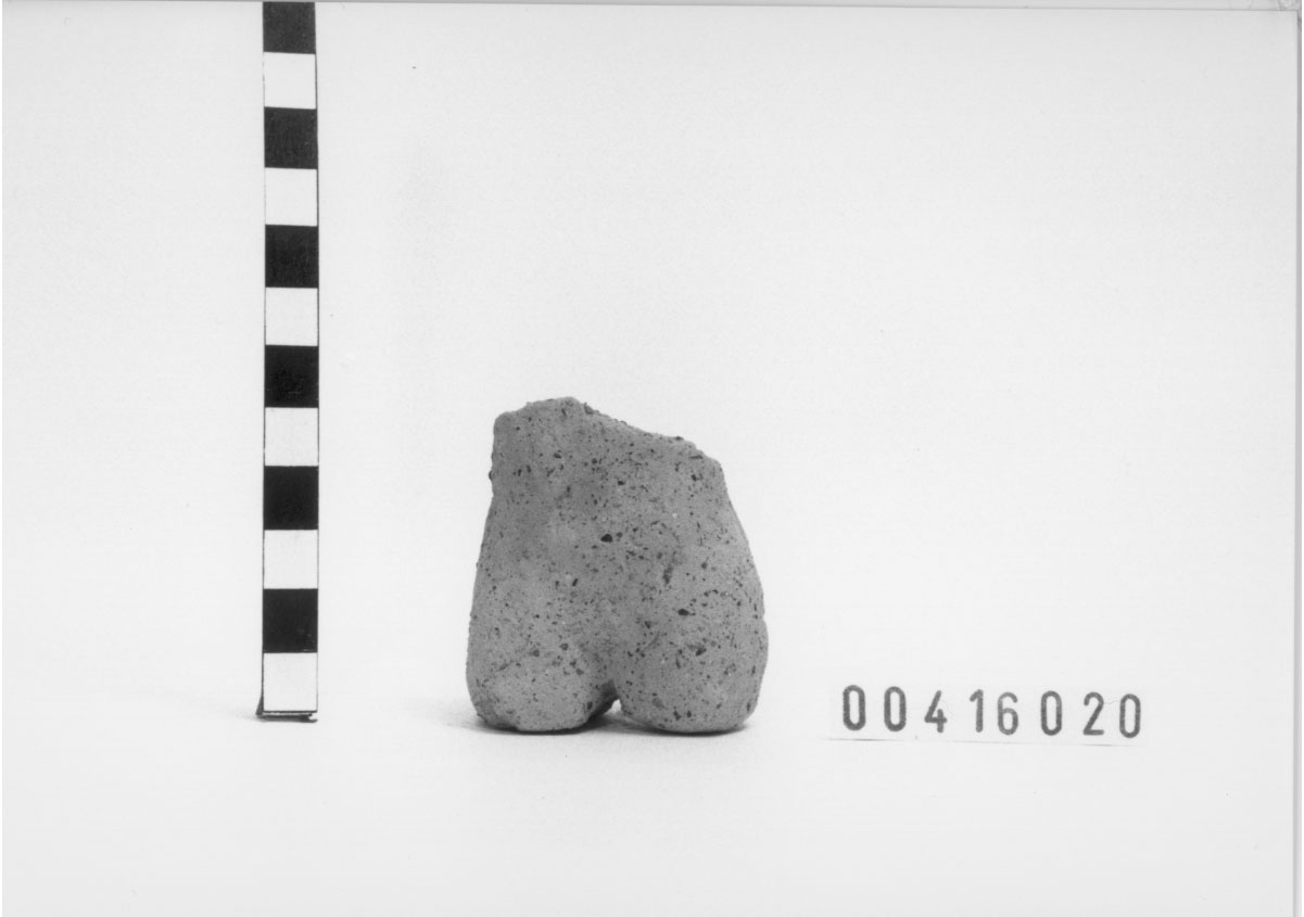 Figura femminile (Statuetta votiva) (III a.C, II a.C)