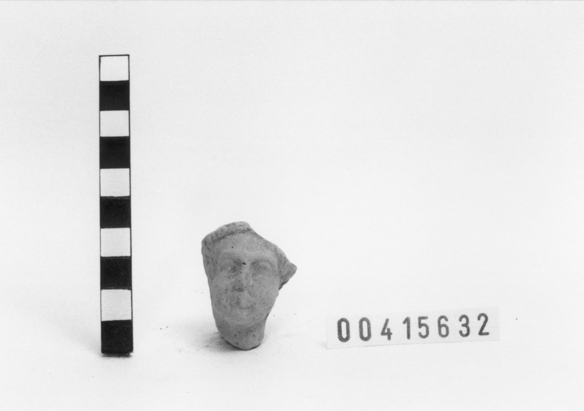 Figura femminile (Statuetta votiva/ frammento) (III a.C, II a.C)