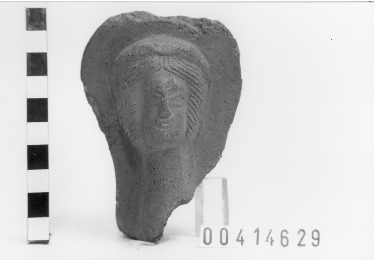 Figura femminile velata (Testa votiva) (Fine IV a.C)