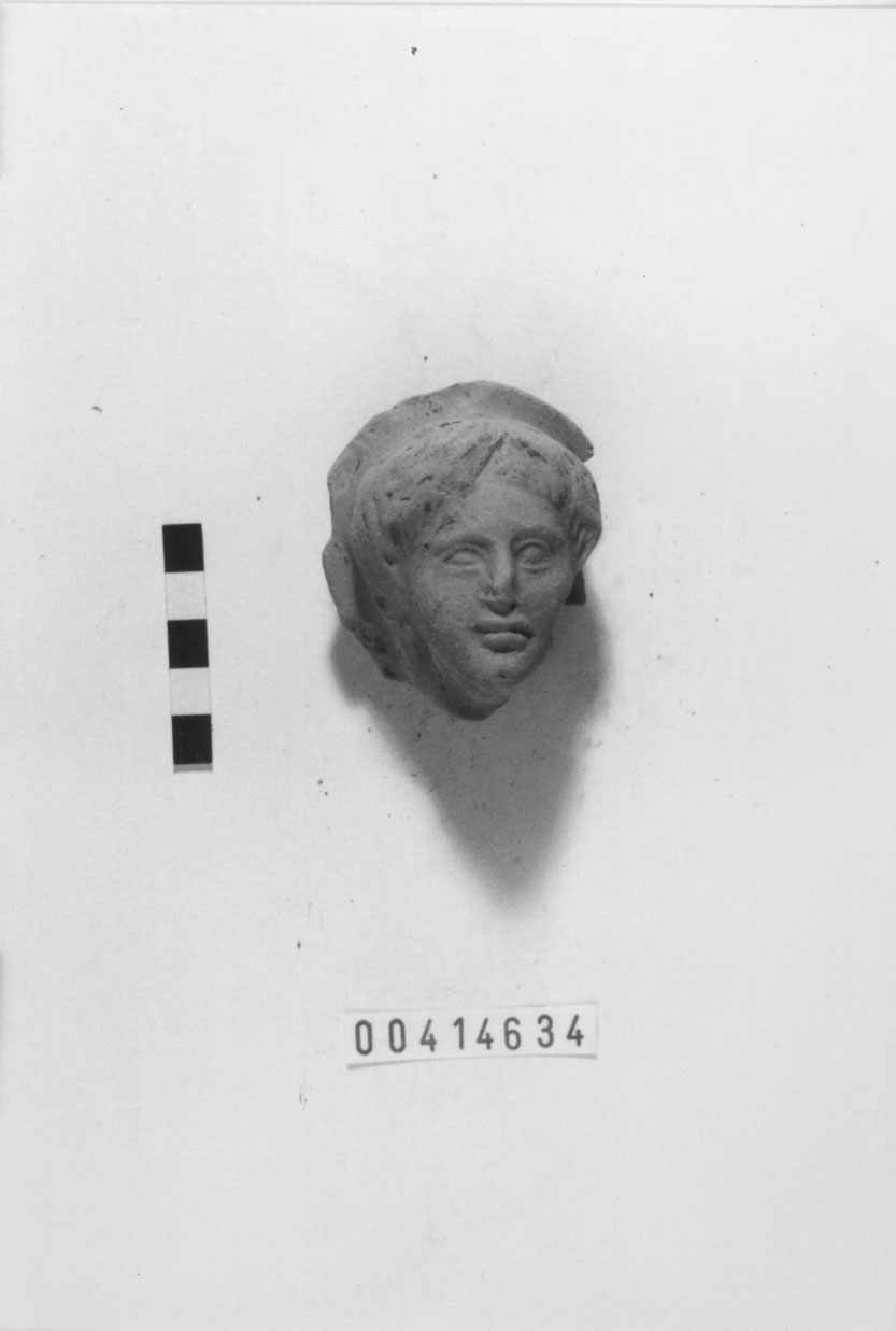 Figura maschile velata (Testa votiva/ frammento) (Fine IV a.C)