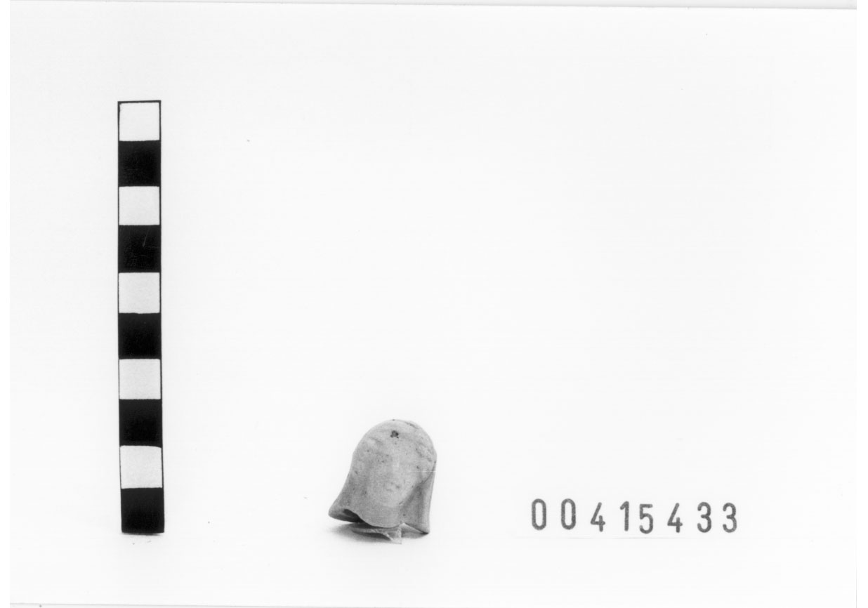 Figura femminile (Statuetta votiva/ frammento) (III a.C, II a.C)