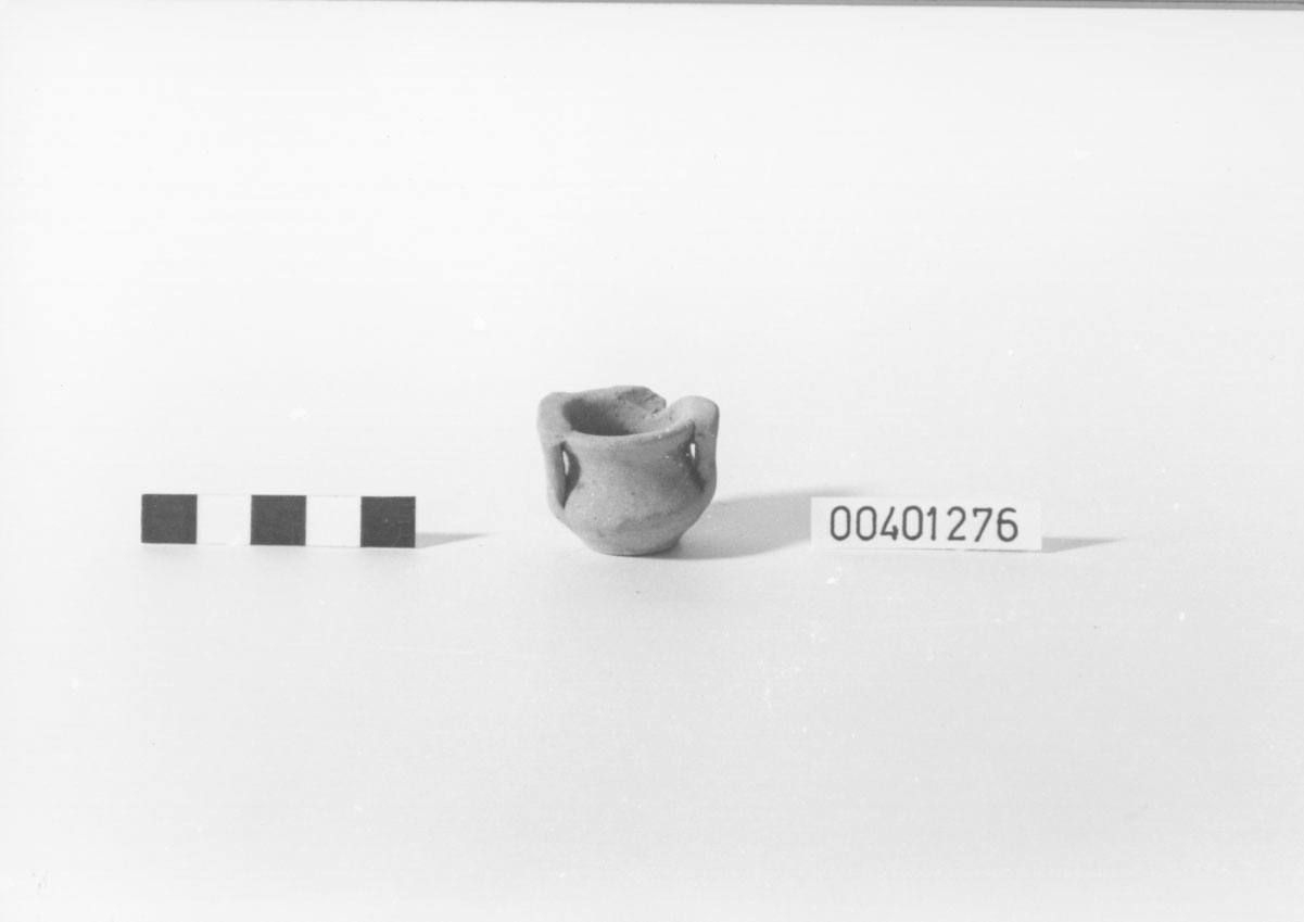 Craterisco a colonnette (IV a.C, III a.C)