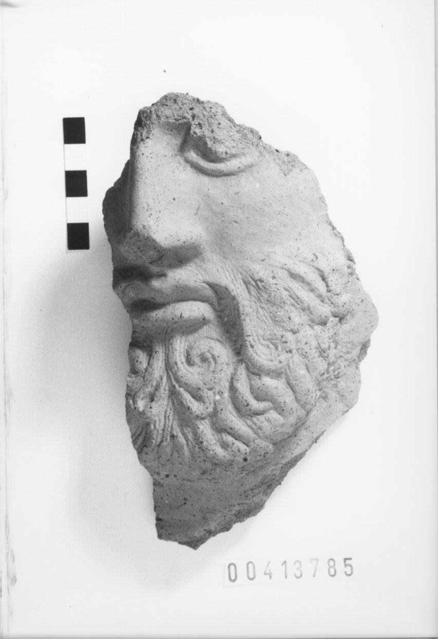 Figura maschile barbata (Testa votiva/ frammento) (III a.C, II a.C)