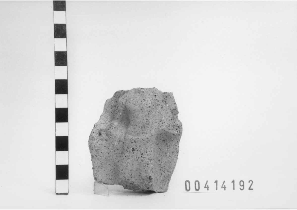 Figura maschile (Statuetta votiva/ frammento) (III a.C, II a.C)