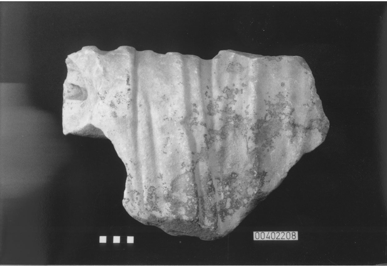 Figura maschile (Statua/ frammento) (II d.C)