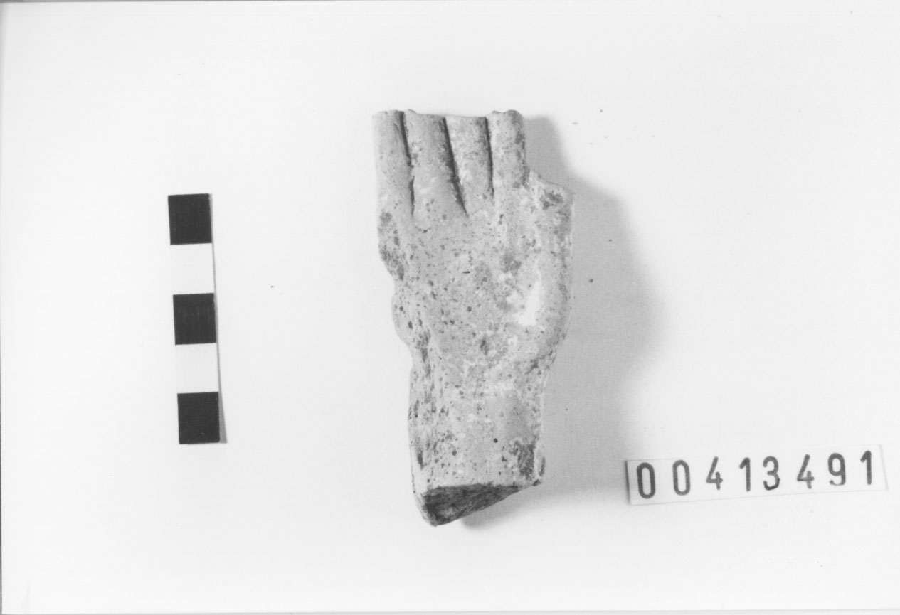 Mano destra (Votivo anatomico/ frammento) (III a.C, II a.C)