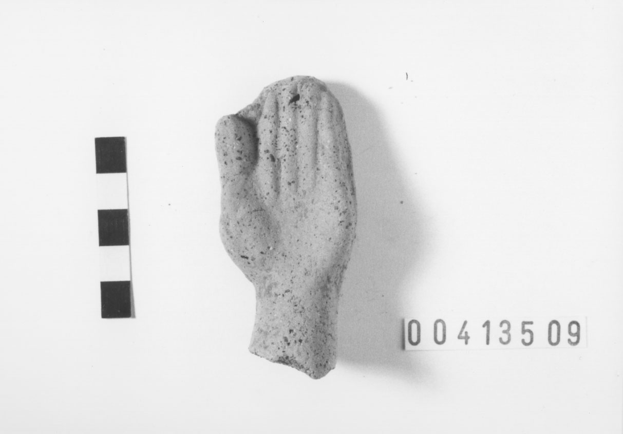 Mano sinistra (Votivo anatomico/ frammento) (III a.C, II a.C)