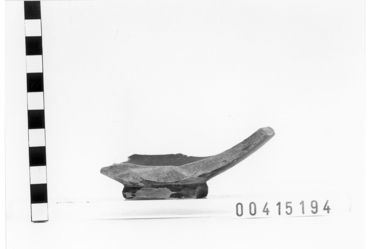 Piede di patera, Morel, specie 171 a (Seconda metà II a.C)