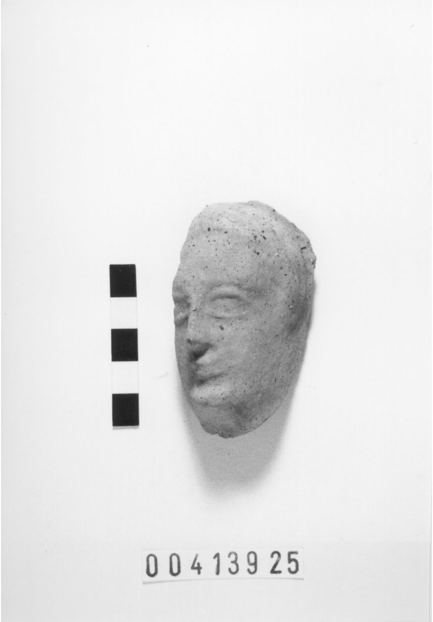 Figura femminile velata (Mezza testa votiva) (III a.C, II a.C)