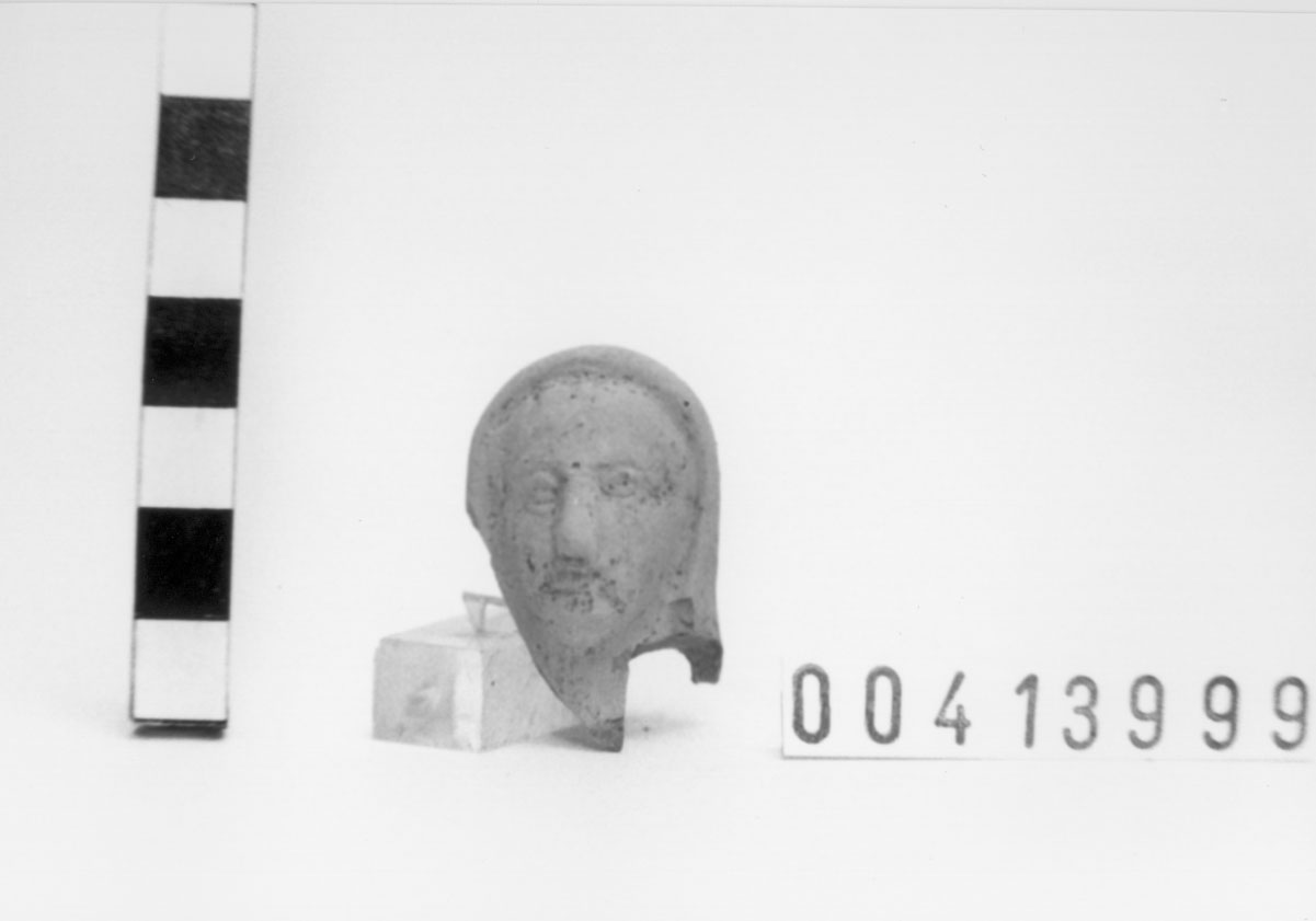 Figura femminile (?) (Statuetta votiva) (Inizio II a.C, I a.C)