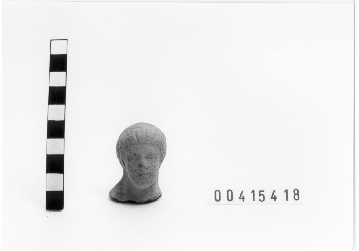 Figura maschile (Statuetta votiva/ frammento) (III a.C, II a.C)
