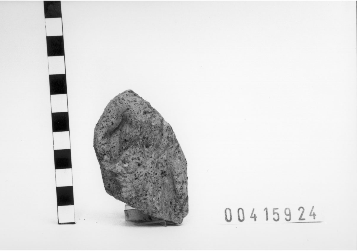 Figura maschile (Statuetta votiva/ frammento) (III a.C, II a.C)