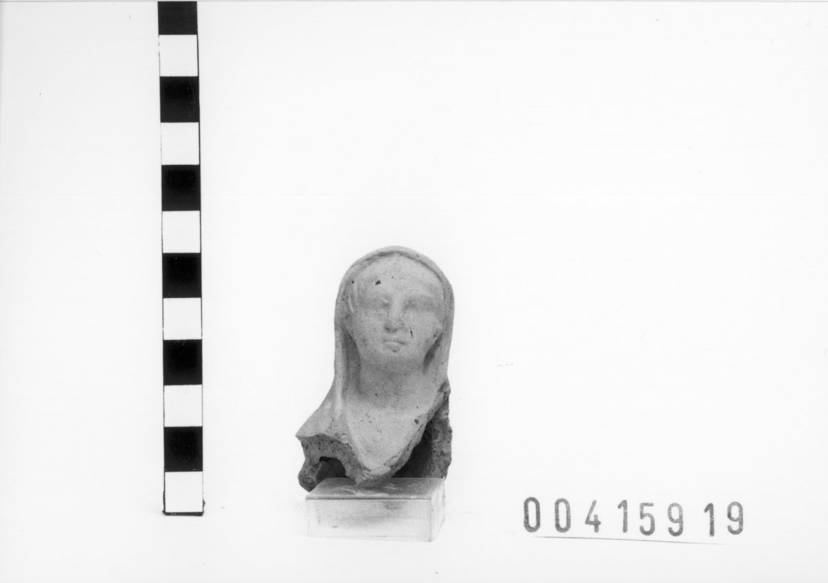 Figura maschile (Statuetta votiva/ frammento) (III a.C, II a.C)