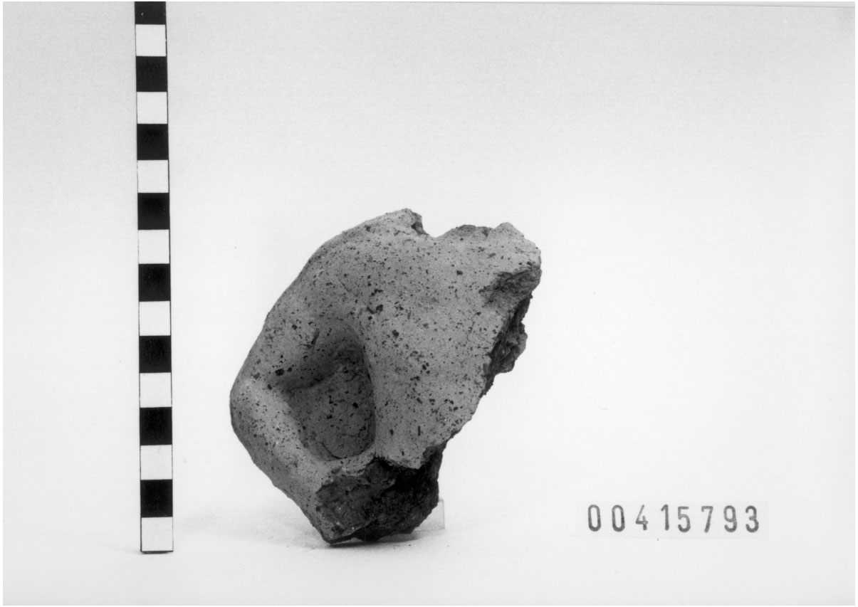 Figura maschile (Statuetta votiva/ frammento) (III a.C)