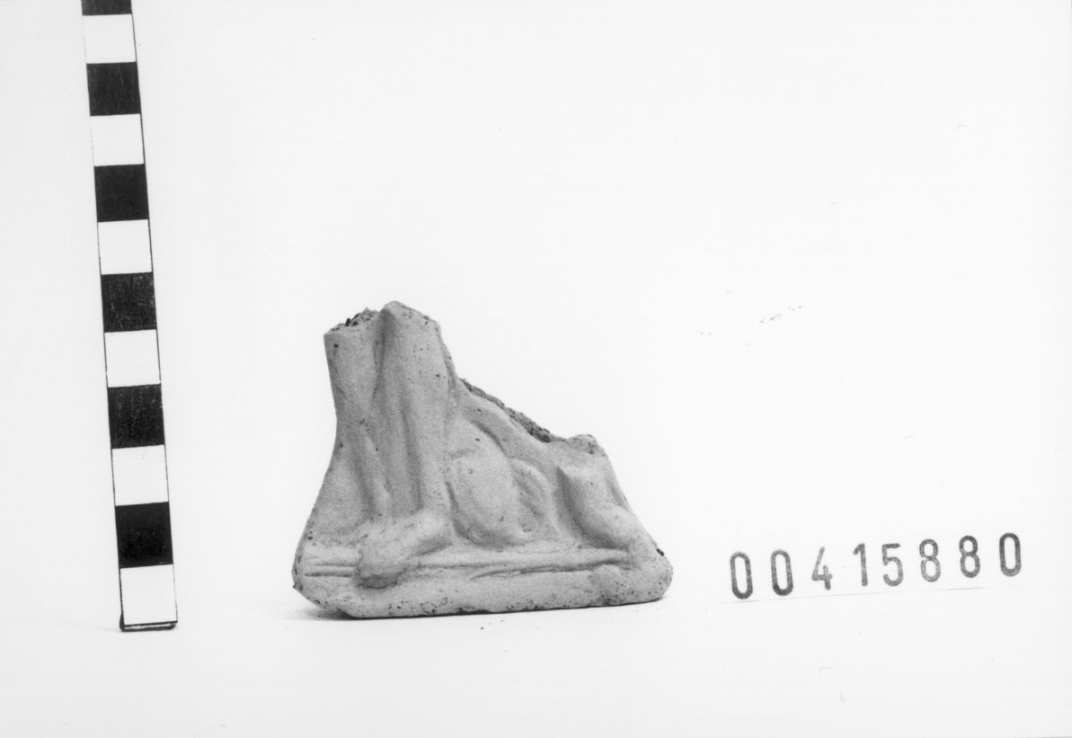 Figura maschile con cane (Statuetta votiva/ frammento) (III a.C, II a.C)