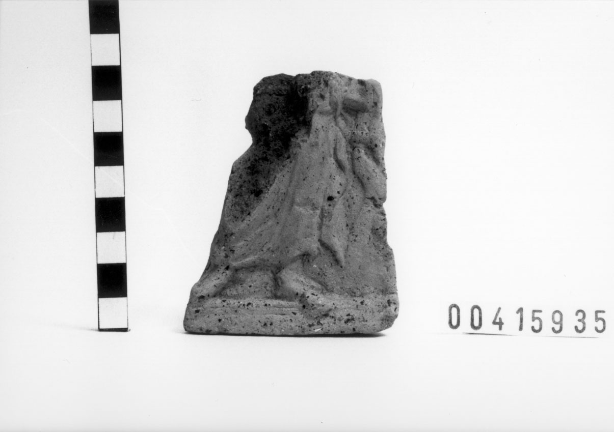 Figura maschile (Statuetta votiva/ frammento) (III a.C, II a.C)