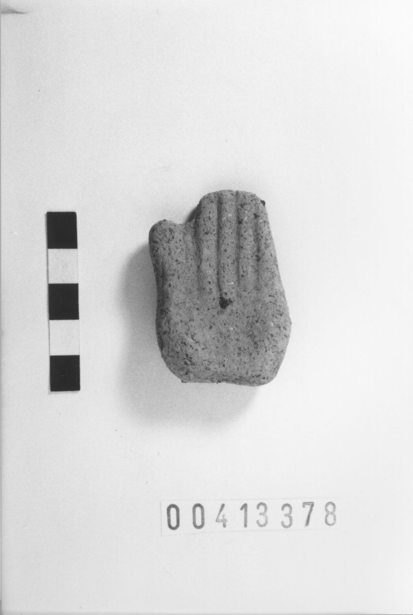 Mano sinistra (Votivo anatomico/ frammento) (III a.C, II a.C)