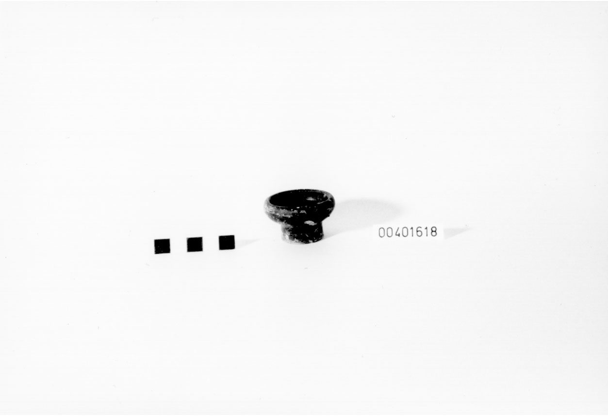 Coppetta miniaturistica (Fine IV a.C)