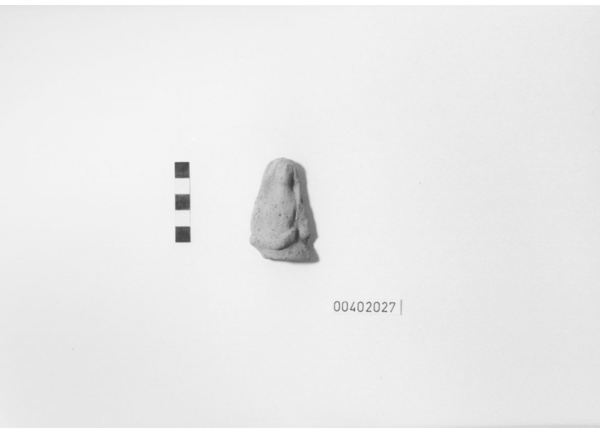 Figura femminile (Statuetta votiva/ frammento) (III a.C, II a.C)