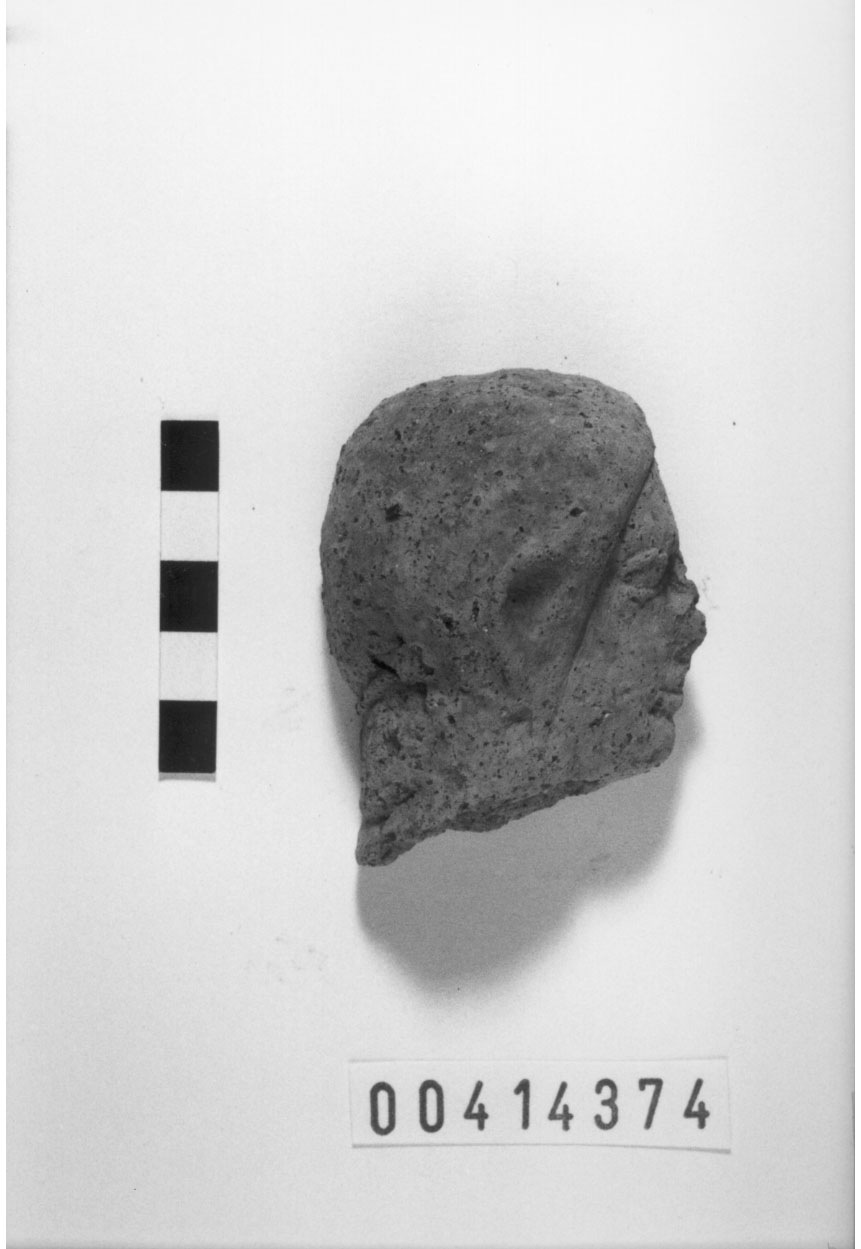 Figura maschile (?) (Mezza testa votiva) (III a.C, II a.C)