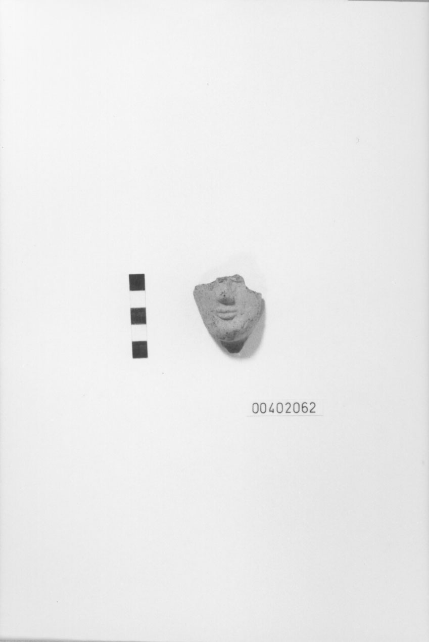 figura femminile (Testa votiva (?)/ frammento) (Fine IV a.C)