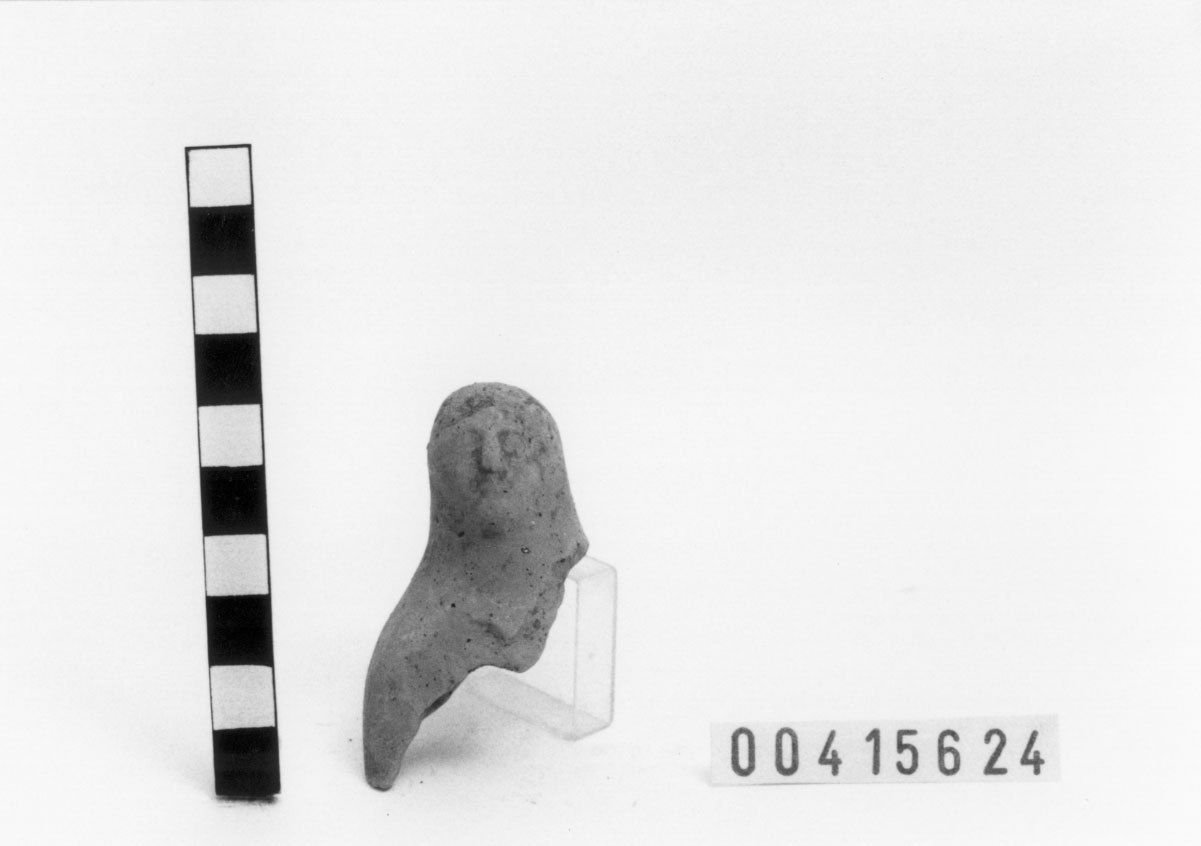 Figura femminile (Statuetta votiva/ frammento) (III a.C, II a.C)