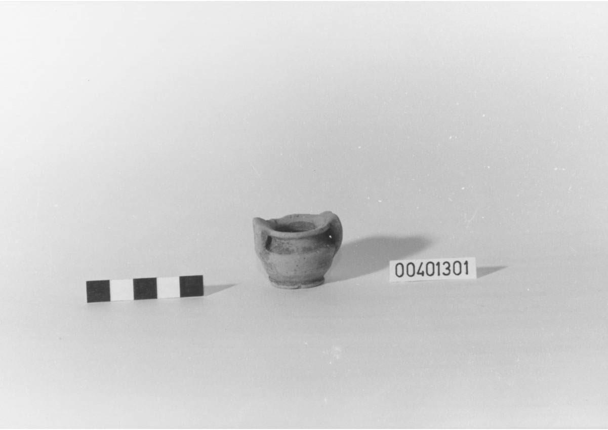 Craterisco a colonnette (IV a.C, III a.C)