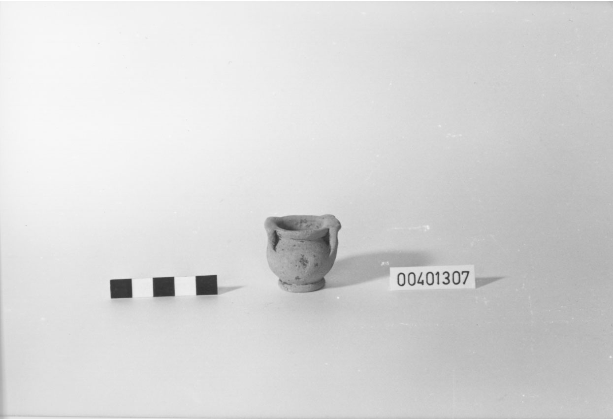 Craterisco a colonnette (IV a.C, III a.C)