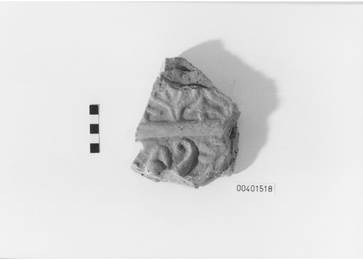 Lastra di rivestimento/ frammento (III a.C, II a.C)