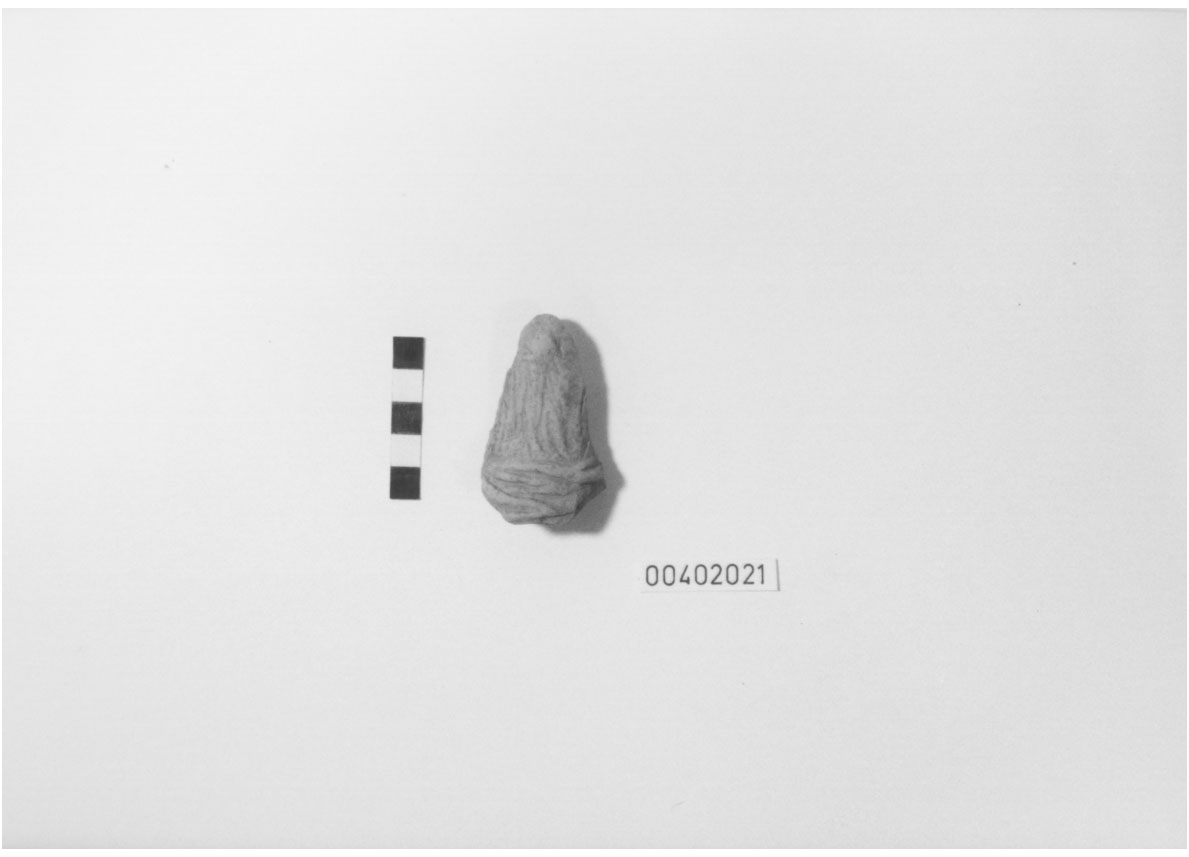 Figura femminile (Statuetta votiva/ frammento) (III a.C, II a.C)